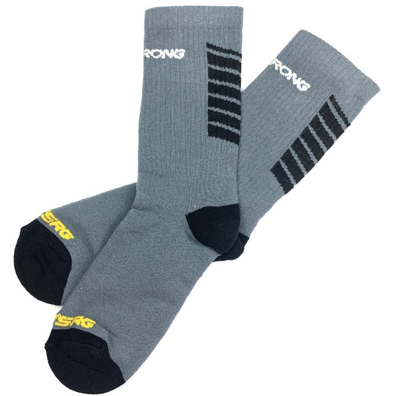Stay Strong Chevron Socks – Grey Small/Medium